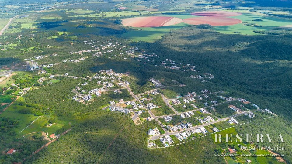 Vista aérea ampla — Condomínio Santa Monica DF no Cerrado